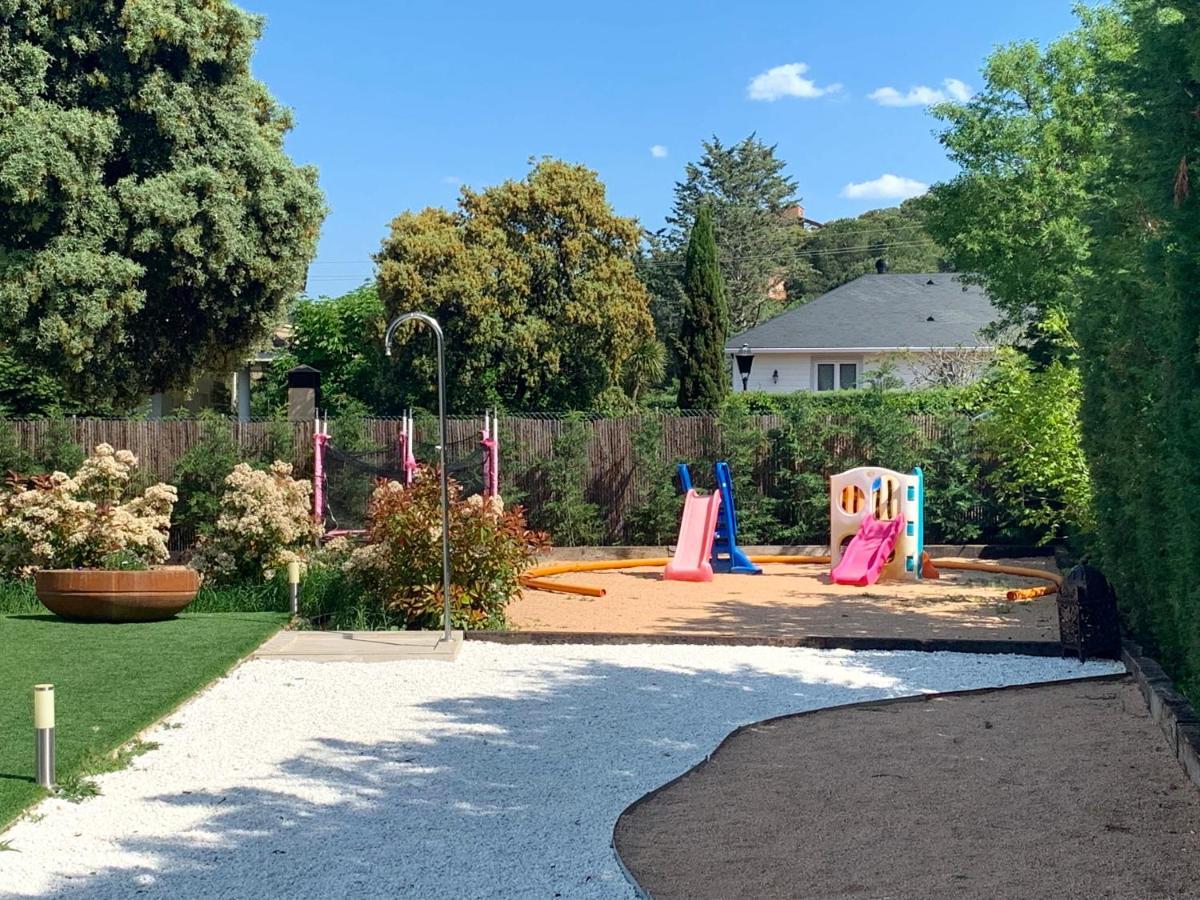 Villa La Roca Madrid Guadarrama Εξωτερικό φωτογραφία