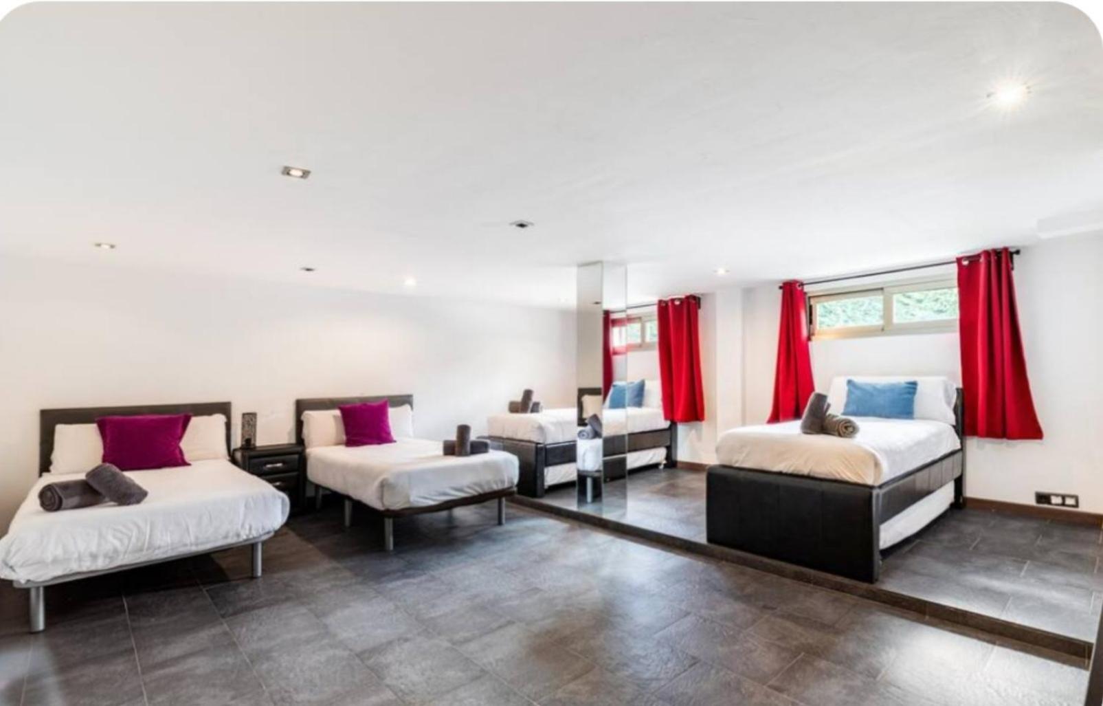 Villa La Roca Madrid Guadarrama Εξωτερικό φωτογραφία